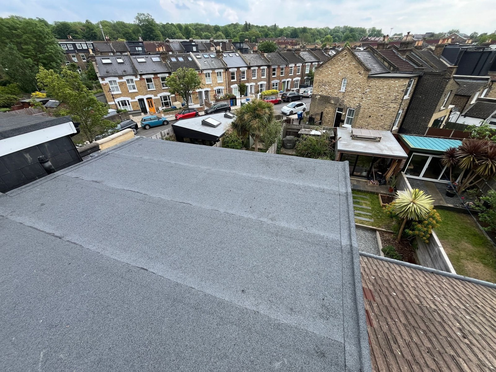 Completed torch-on felt flat roof by Harding & Co. Roofing Specialists in London and the South East — project 4